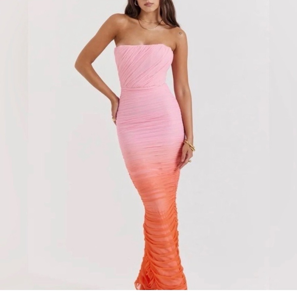 House of CB Sapphire Ombré Gathered Strapless Maxi Dress Gradient Pink Orange 🤍